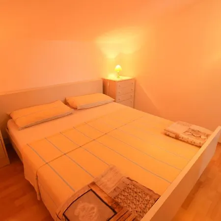 Apartmán Nela, 700 M From The Beach Novigrad Istria