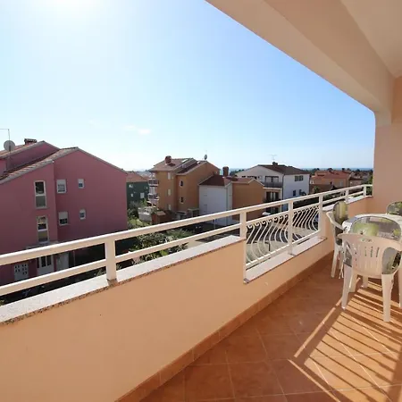 Nela, 700 M From The Beach *